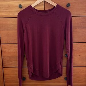 Athleta Mindset Garnet Long Sleeve Lightweight Sweatshirt